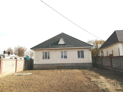 4-комнатный дом, 151 м², 9 сот., Суюнбая 18