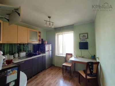 4-комнатная квартира, 82 м², 5/5 этаж, Зейна Шашкина — проспект Аль-Фараби