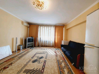 4-комнатная квартира, 95 м², 4/9 этаж, мкр Жетысу-1 45 — Абая