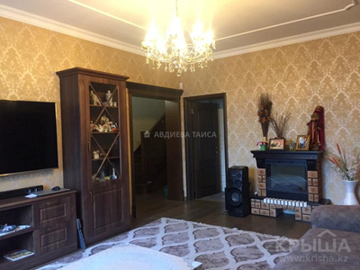 5-комнатный дом, 241 м², 8 сот., мкр Дархан — Ташенова