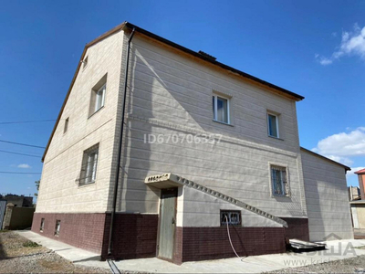 5-комнатный дом, 250 м², 20 сот., мкр Кунгей