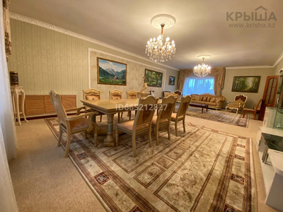 6-комнатный дом, 377 м², 19 сот., Аль-Фараби 25