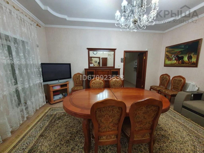 7-комнатный дом, 242 м², 10 сот., Орбита -1