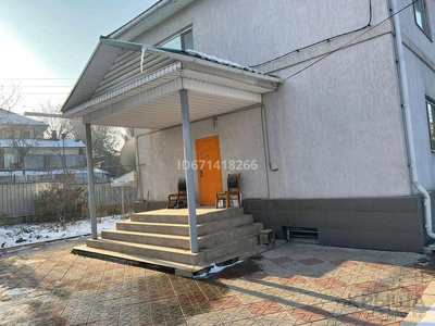 7-комнатный дом, 250 м², 15 сот., мкр Каргалы 12