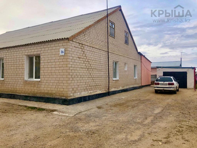 8-комнатный дом, 228 м², 10 сот., Курмашева 16