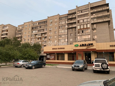 2-комнатная квартира, 54 м², 4/9 этаж, Шакарима 54 — Валиханова