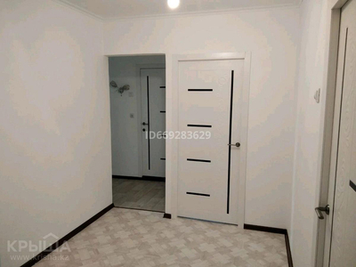 3-комнатная квартира, 65 м², 5/9 этаж, мкр 12 43