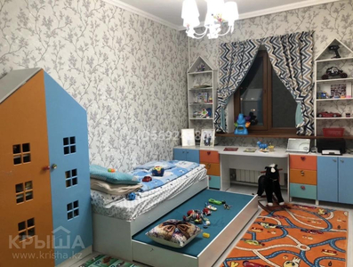 4-комнатная квартира, 100 м², 8/9 этаж, мкр Жетысу-2 40