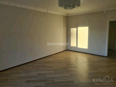 4-комнатная квартира, 110 м², 2/5 этаж, 6 микрорайон 5