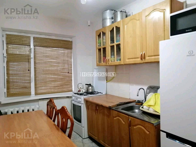 4-комнатная квартира, 60 м², 1/4 этаж, 2-й мкр 19