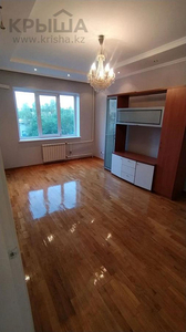 4-комнатная квартира, 96 м², 5/9 этаж, мкр Тастак-1 — Толе Би