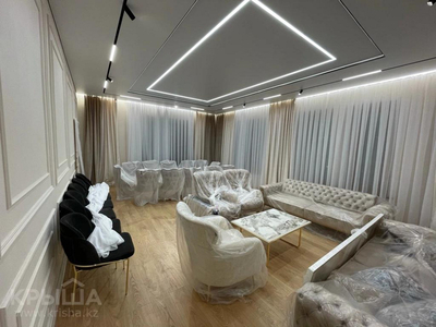 5-комнатная квартира, 220 м², 7/9 этаж, Сауран 19