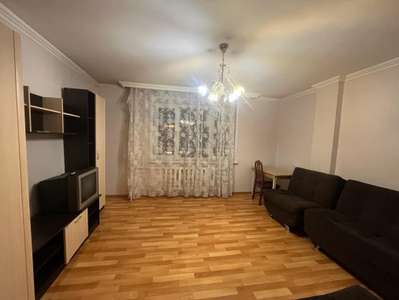 Продажа 2-комнатной квартиры, 52 м, Муканова, дом 18