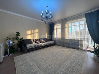 Продажа 2-комнатной квартиры, 78 м, Кошкарбаева, дом 23