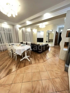 Продажа 3-комнатной квартиры, 100 м, Мустафина, дом 35