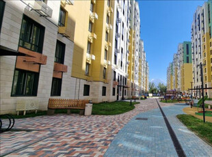 Продажа 1-комнатной квартиры, 42 м, Райымбека