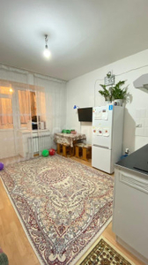 Продажа 1-комнатной квартиры, 22 м, Республики, дом 1