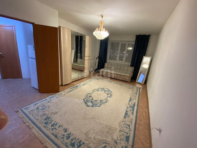 Продажа 1-комнатной квартиры, 38 м, Азербаева, дом 6