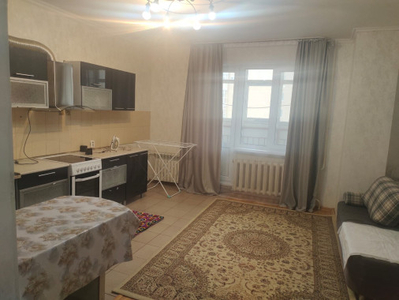 Аренда 2-комнатной квартиры, 50 м, Кошкарбаева, дом 46