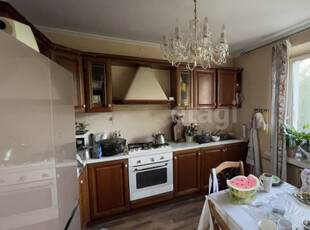 Продажа 3-комнатной квартиры, 90 м, Абая, дом 35