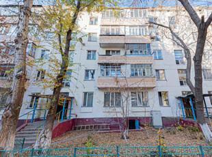 Продажа 2-комнатной квартиры, 48 м, Ауэзова, дом 24