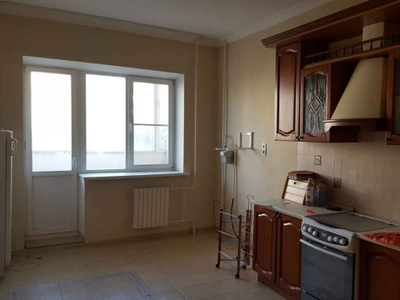 Продажа 4-комнатной квартиры, 137 м, Бараева, дом 8