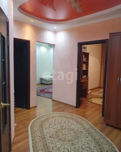 Продажа 2-комнатной квартиры, 60 м, Петрова, дом 10