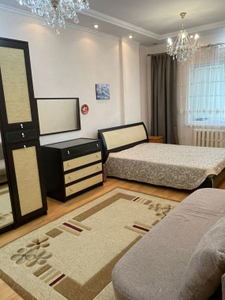 Аренда 1-комнатной квартиры, 50 м, Туркестан, дом 2