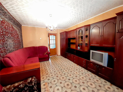 Продажа 3-комнатной квартиры, 66 м, Аманжолова (Кривогуза), дом 33