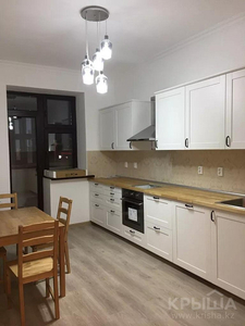 2-комнатная квартира, 71 м², 2/12 этаж, Аманжолова 12 — Нажимеденова