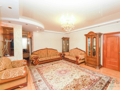 4-комнатная квартира, 156.5 м², 14/20 этаж, Кенесары 65