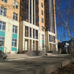 Помещение площадью 82.6 м², Строителей 33/4