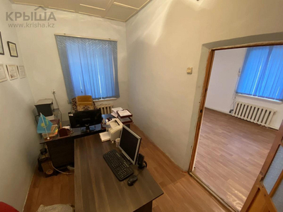 3-комнатная квартира, 41 м², 1/2 этаж, Бегим ана 6