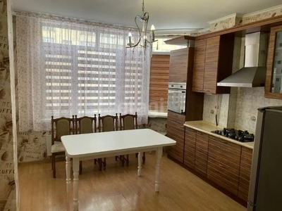 3-комн. квартира , 80м² , 3/10 этаж