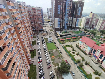 Продажа 3-комнатной квартиры, 88 м, Шахтеров, дом 52