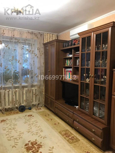 2-комнатная квартира, 50 м², 1/5 этаж, мкр. Зачаганск пгт 25 — Саратовская улица