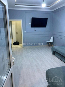 3-комнатная квартира, 80.4 м², 1/5 этаж, 19-й мкр 20