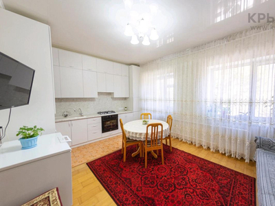 3-комнатная квартира, 84 м², 2/5 этаж, Бараева 8/1