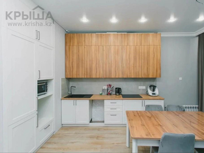 3-комнатная квартира, 84 м², 3/5 этаж, Бокейхана 25Б