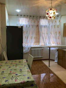 3-комнатная квартира, 85 м², 8/9 этаж, Сатпаева 2 Г