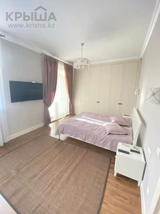 6-комнатная квартира, 260 м², 2/4 этаж, Рыскулбекова 19