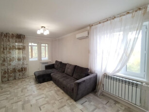 Продажа 1-комнатной квартиры, 30 м, Ержанова, дом 27