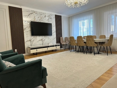 4-комн. квартира , 168.9м² , 9/10 этаж