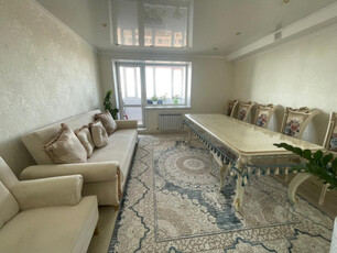 Продажа 2-комнатной квартиры, 65 м, Ермекова, дом 106/6