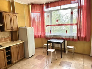 Продажа 3-комнатной квартиры, 77 м, Райымбека, дом 241