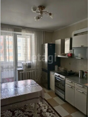 Продажа 2-комнатной квартиры, 52 м, Кумисбекова, дом 6