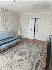 Продажа 2-комнатной квартиры, 59 м, Жургенова, дом 30