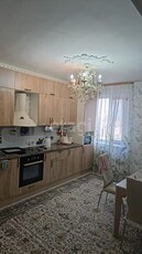 4-комн. квартира , 140м² , 3/10 этаж