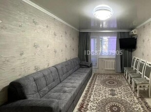 3 комнатная квартира, Каирбекова 403