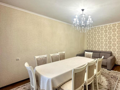 Продажа 3-комнатной квартиры, 80 м, Шахтеров